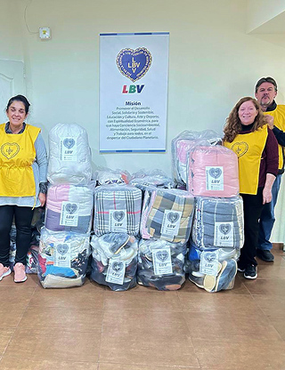 home_argentina_red_2